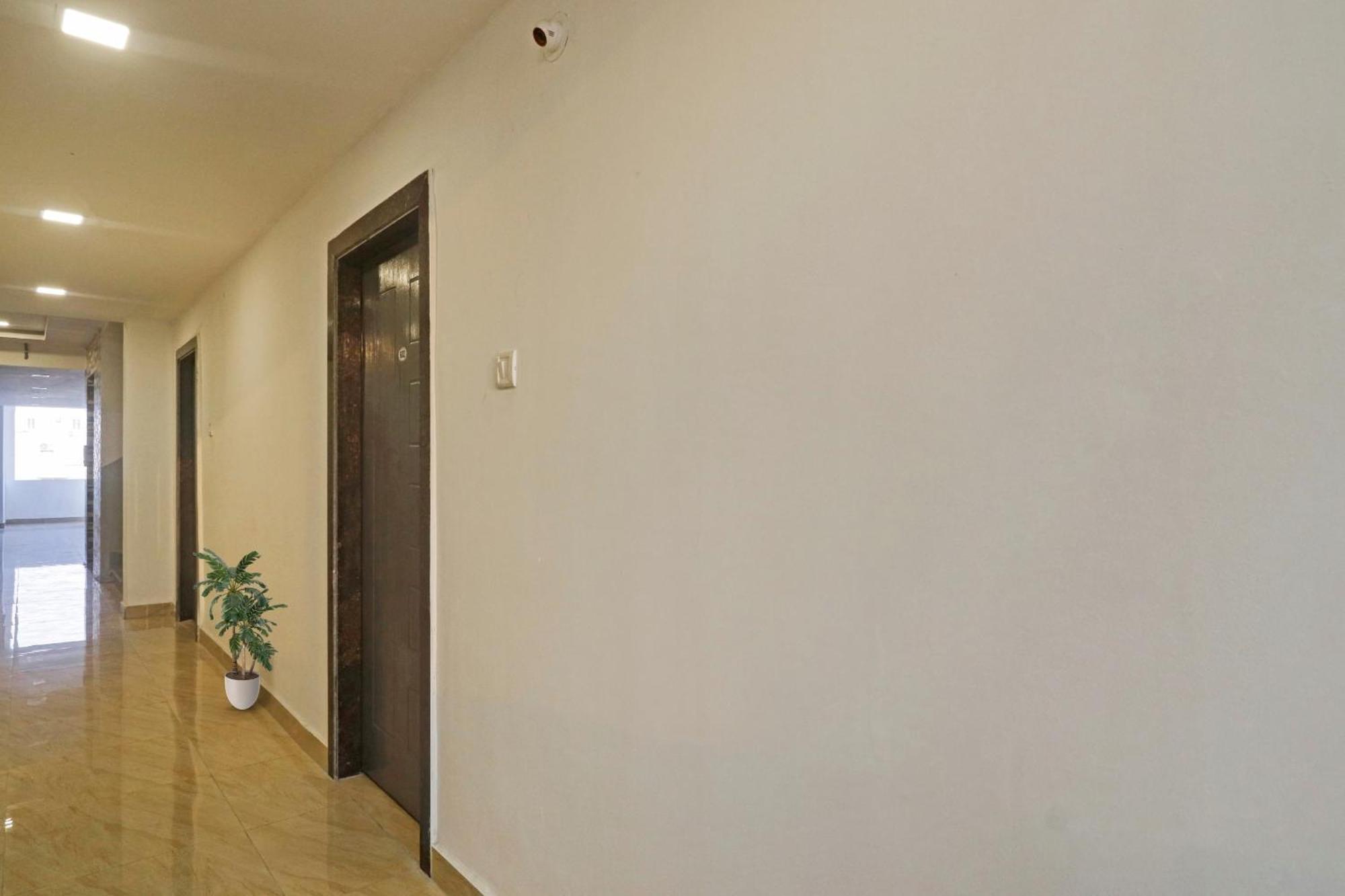 Townhouse De Alphabet Hotel Gachibowli Kültér fotó