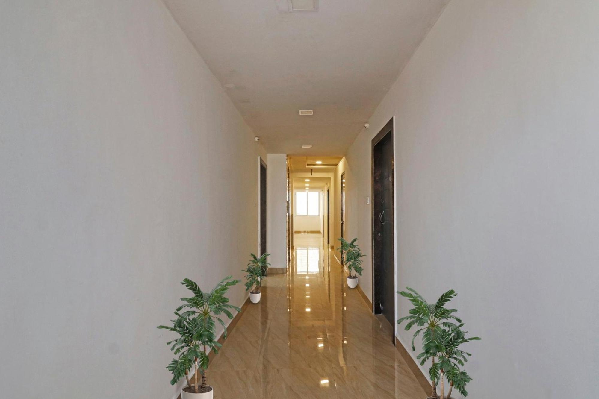 Townhouse De Alphabet Hotel Gachibowli Kültér fotó